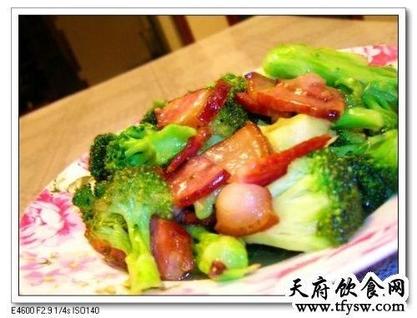 西兰花炒腊肉