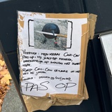 在饭店偷听之人