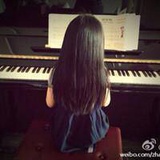 歪歪妞妞