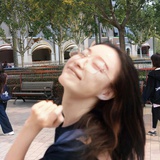 Isabella懵