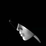 a hypnotist.武