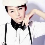 某小白她不白