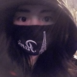 赵八月