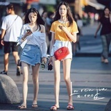 罗姗娜和机器人