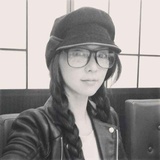 贺顿 °