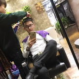 她哭蓝了海