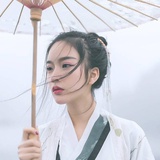受伤的夏雨荷