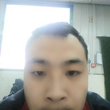 走在路上的人