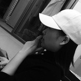 何小默 💋