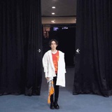 《若你碰到她》