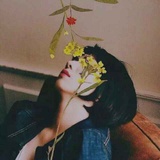影子系在我脚踝