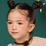 Jenny^.^（伍柳
