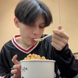 英勋的逼