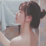 爱笑