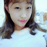 羞涩的小猫咪