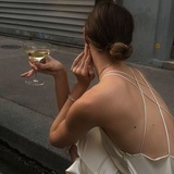 梁缘同学