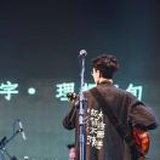 努力的保安