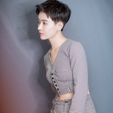 青山应如是