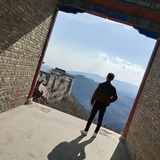 李逸夫