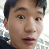 童心未泯。