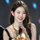 I.O.I 张元英