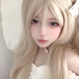 ⠀