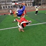 三三