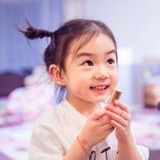 越过小溪趟过森