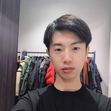 穿普拉达的缪缪