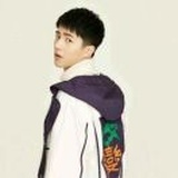 黄