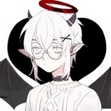 阿ling-沉迷游戏