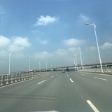 瘦瘦瘦的胖子