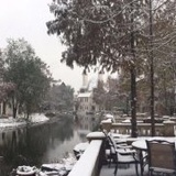 雨打沙滩都是坑9