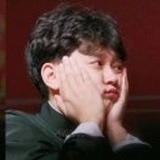 出其东门。
