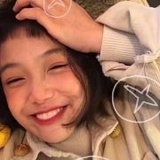 吃吃彩虹的兔叽