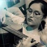 黄毛小丫头