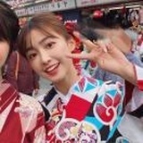 幸运快乐小女孩