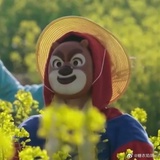 不是只有一个人