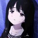 初默