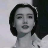 写故事的千鹤