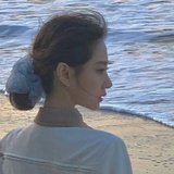 纯白色的小鱼干