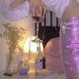 这世界纸醉金迷