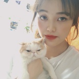 大脚萝莉