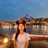 邮筒里的少女。