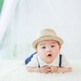 明小英