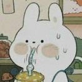 抱着可乐吨吨吨