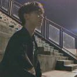 简亓.