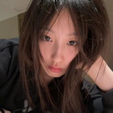 我才不要回家呀