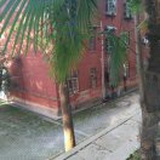 小阁听雨