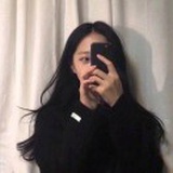 伍七七